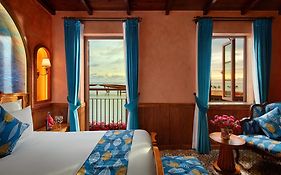 Venice Hotel Phu Quoc - Free Airport Shuttle & Sunset Town Tour